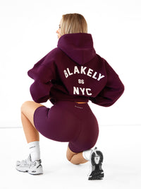 NYC Oversized Hoodie - Dunkle Kirsche