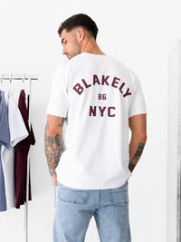 NYC Relaxed T-Shirt - Wit en donker bordeauxrood