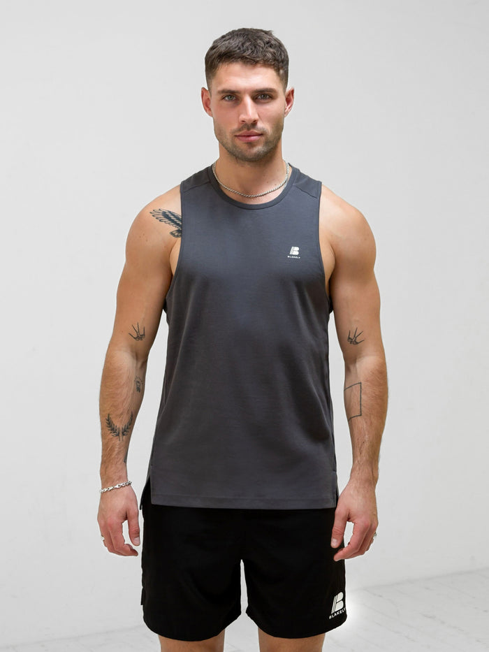 Apex Tech Sleeveless Vest - Holzkohle