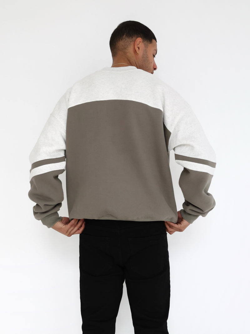 Curved Panel Relaxed Jumper - Safarigrün