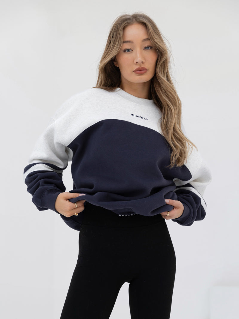 Curved Panel Oversized Jumper - Echtes Marineblau