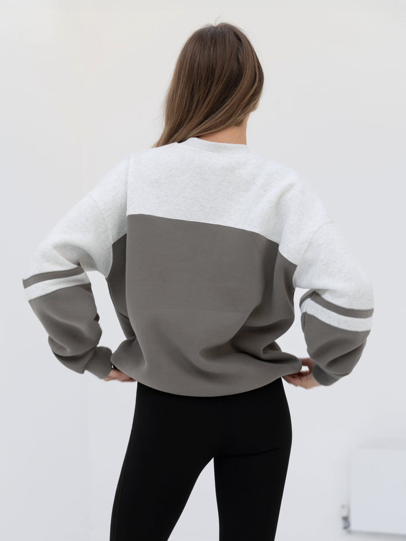 Curved Panel Oversized Jumper - Safarigrün