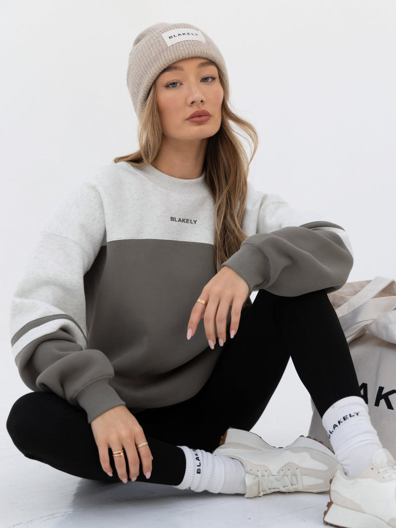 Curved Panel Oversized Jumper - Safarigrün