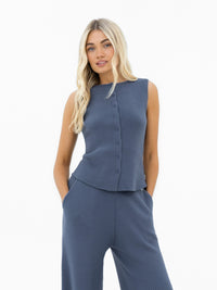 Zoey Ribbed Button Up Top - Rauchblau