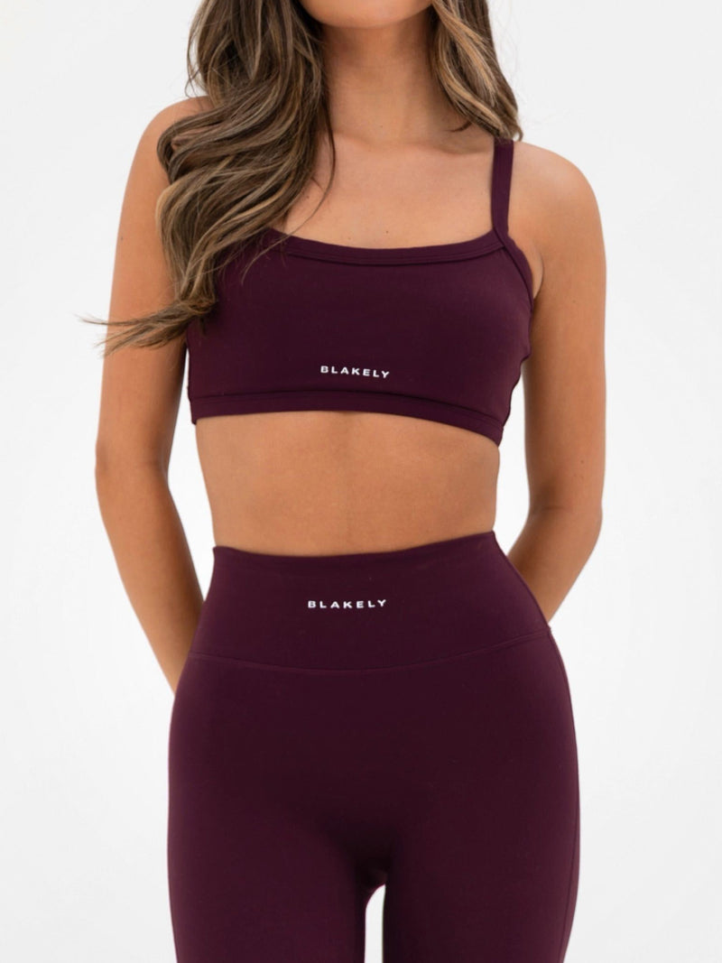 Ultimate Sports Bra - Dunkle Kirsche