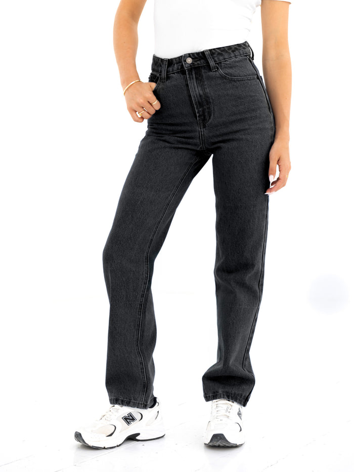 Blakely Straight Cut Jeans - Verwaschenes Schwarz