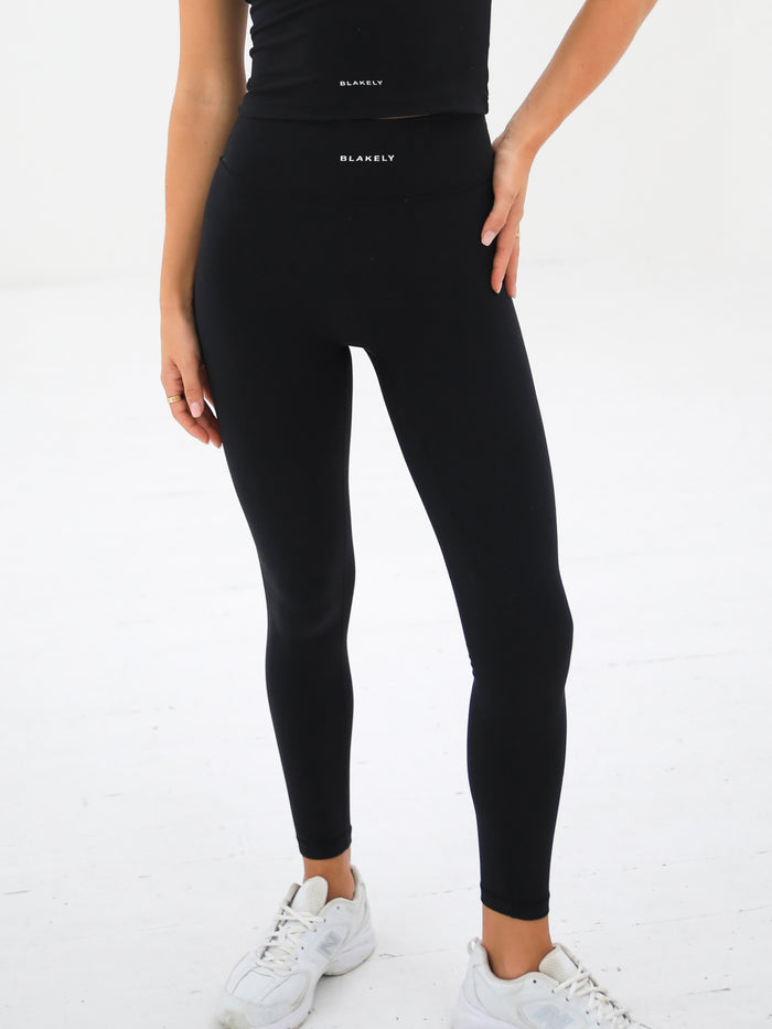Ultimate Soft Lifestyle Leggings - Schwarz
