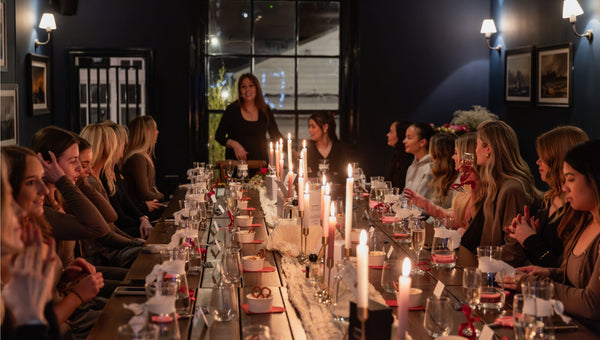 Feiern Sie den Galentine’s Day mit Blakely