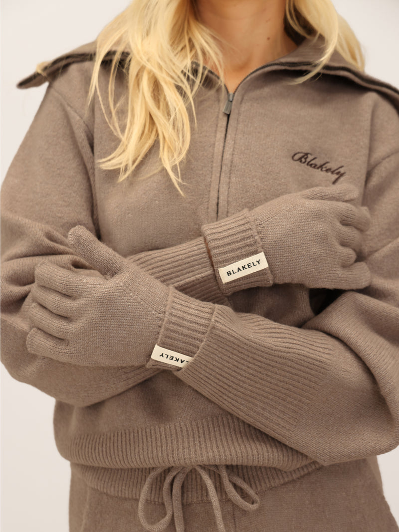 Label Knitted Gloves - Sanftes Braun