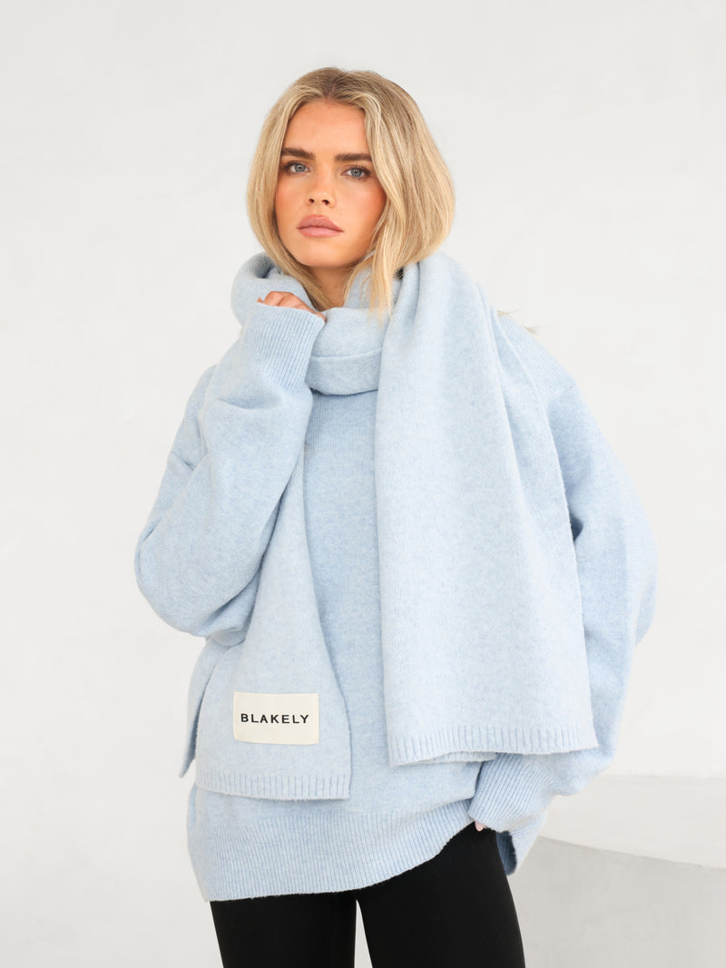 Oversized Knitted Hoodie - Baby Blue