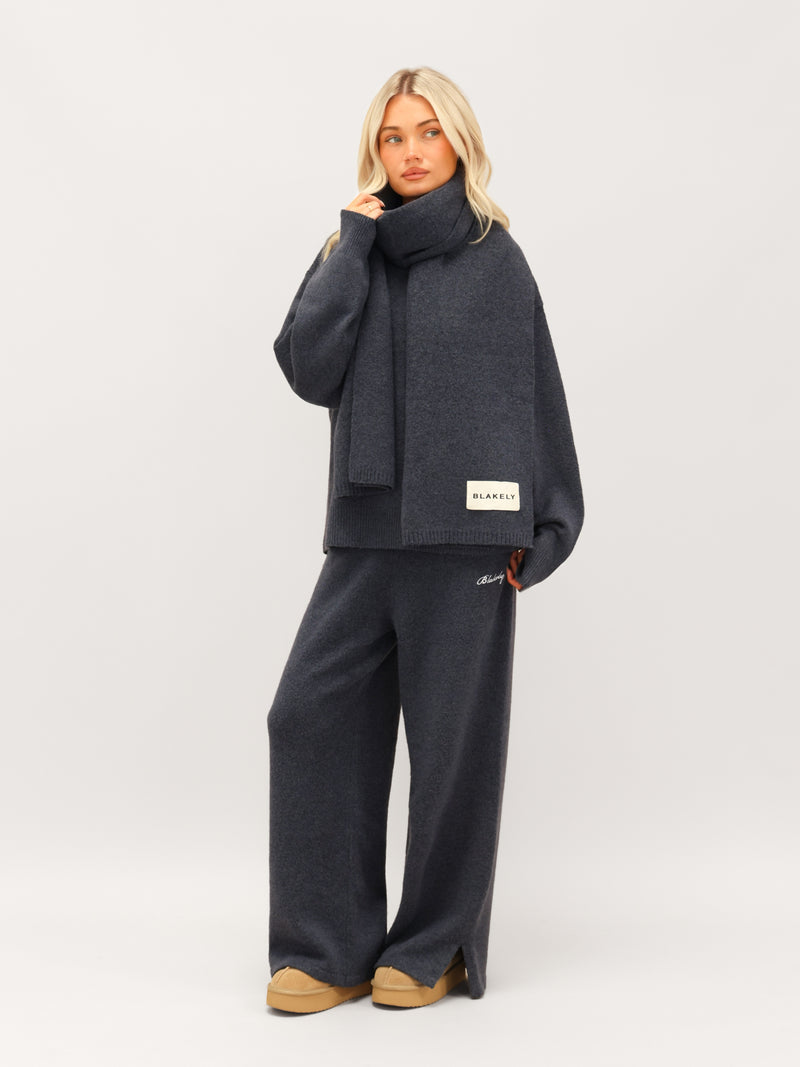 Label Knitted Scarf - True Navy