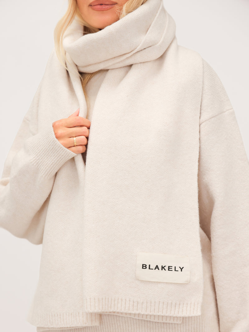 Label Knitted Scarf - Vanilla