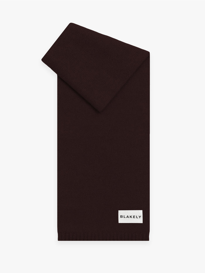 Label Knitted Scarf - Dunkle Maulbeere