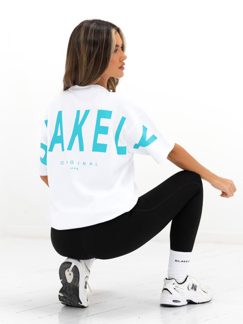 Isabel Oversized T-Shirt - Weiß & Aqua