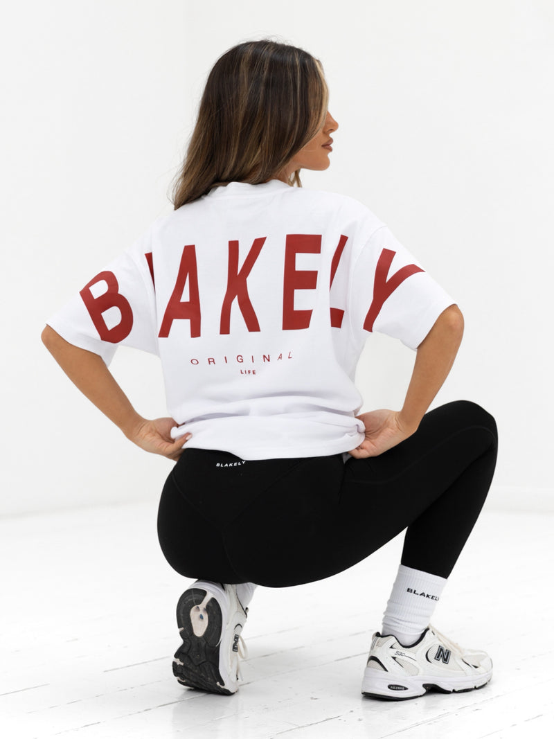 Isabel Oversized T-Shirt - Weiß & Kirschrot