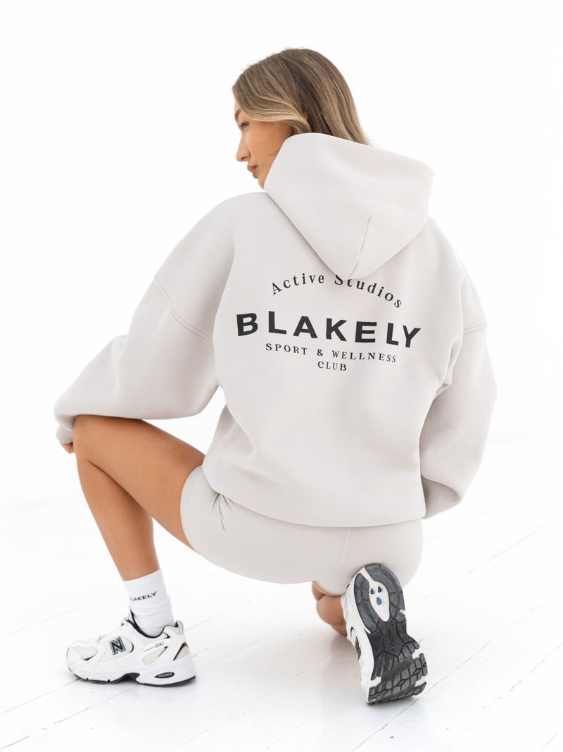 Active Studios Oversized Hoodie - Elfenbein