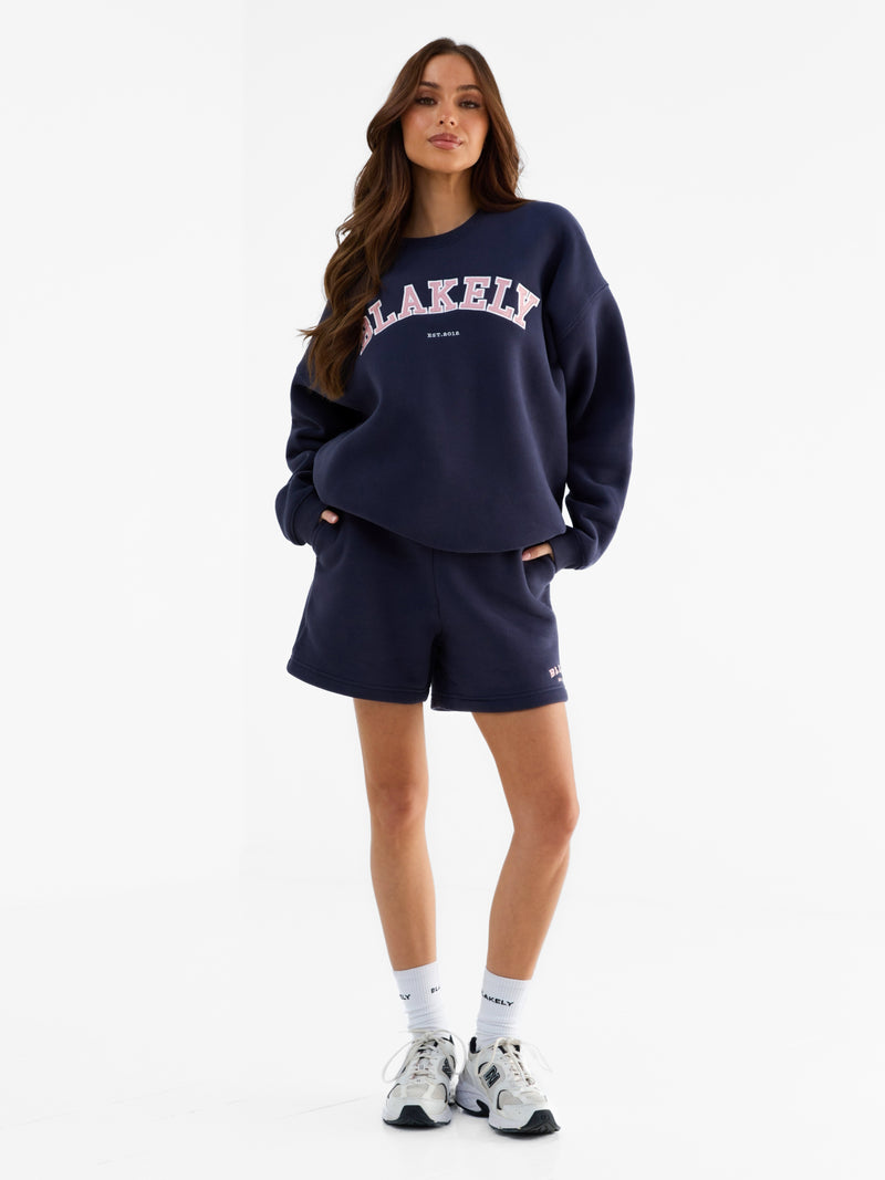Varsity Oversized Jumper - Echtes Marineblau und Vintage-Rosa