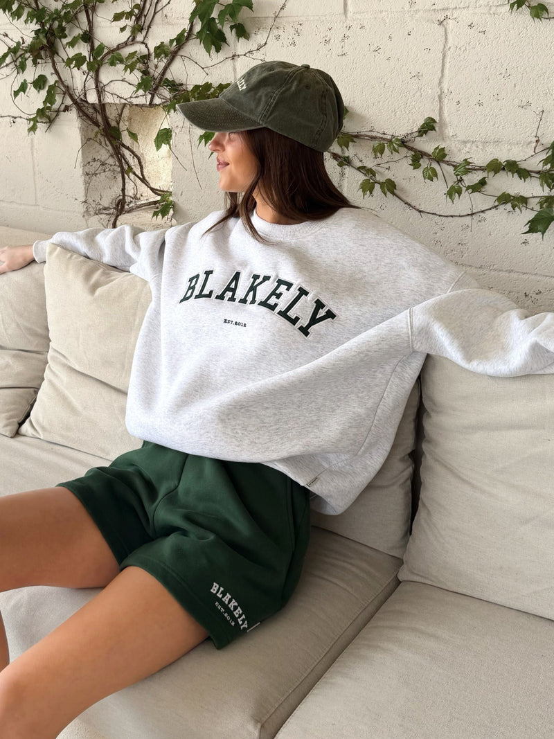 Varsity Oversized Jumper - Mergelweiß & Dunkelgrün