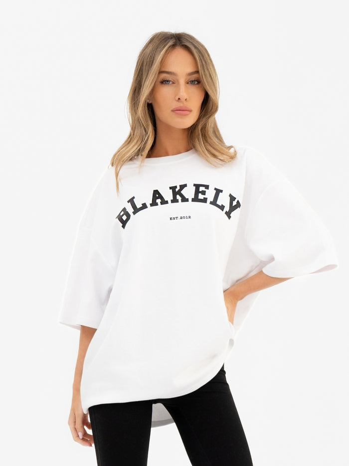 Varsity Ultra Oversized T-Shirt - Weiß & Schwarz