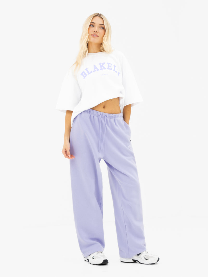 Varsity Ultra Oversized T-Shirt - Weiß & Helllila