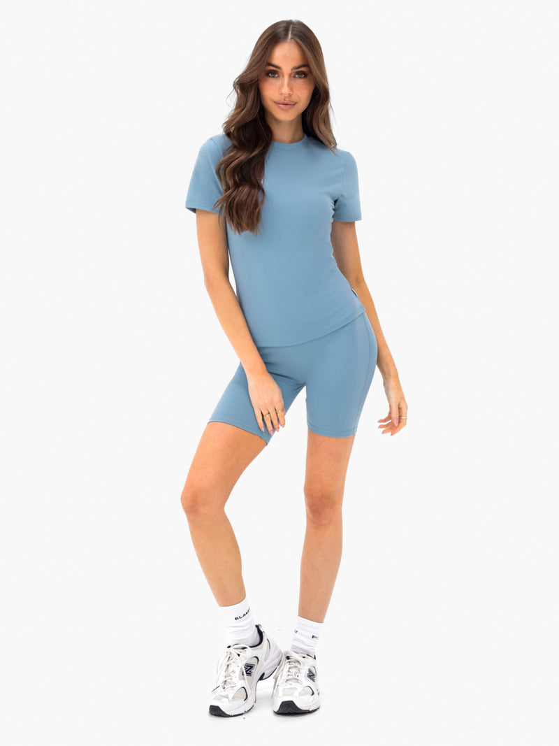 Ultimate Soft Lifestyle Shorts - Mittelblau