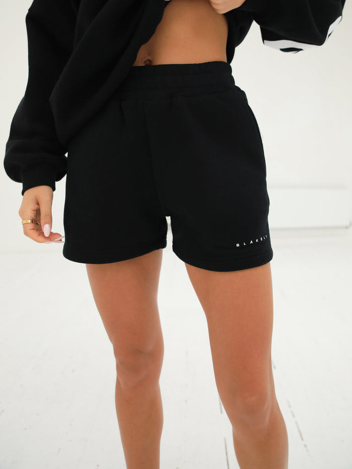Black Crumpled organic linen shorts, Raey