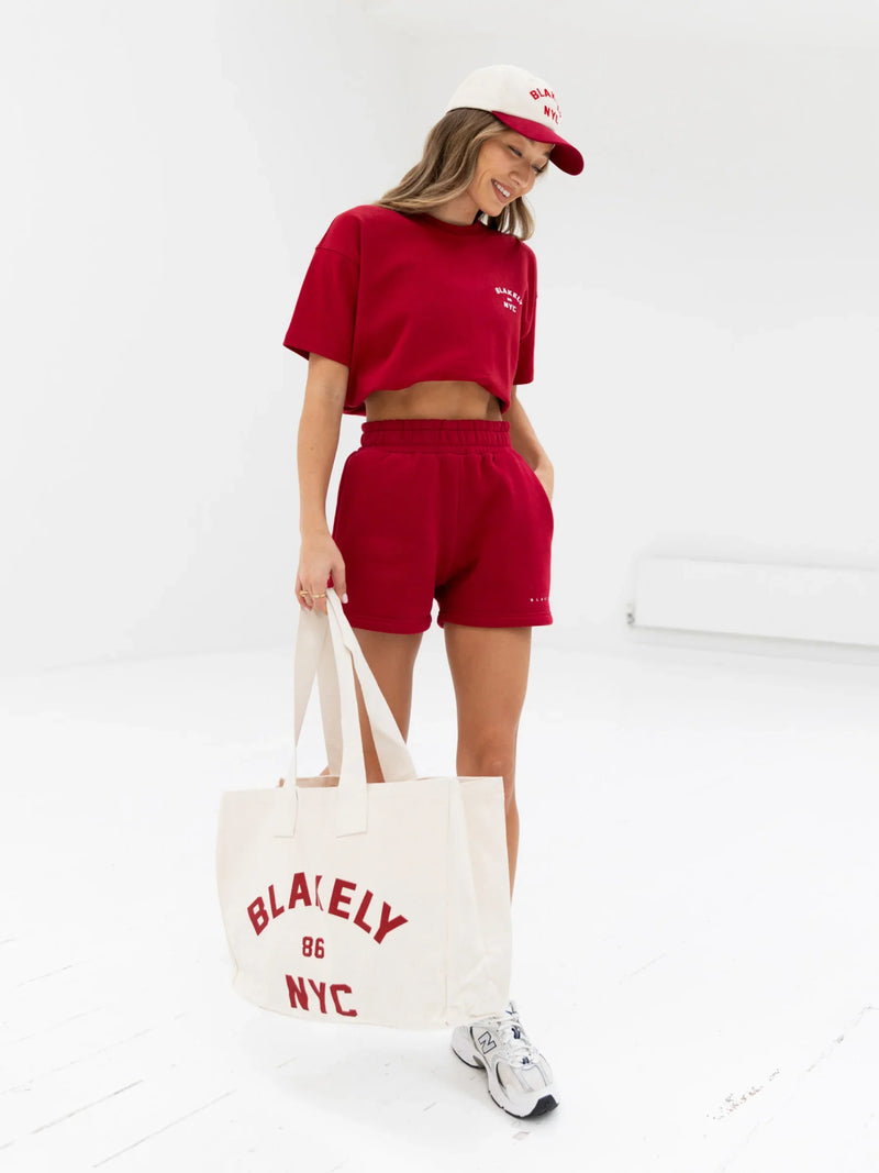 NYC Oversized T-Shirt & Isabel Jogger Shorts Set - Kersenrood