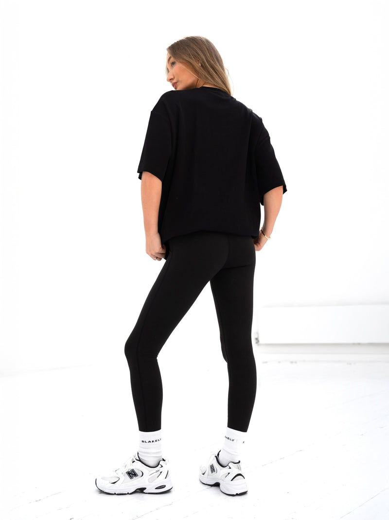 Madison Ultra Oversized T-Shirt - Schwarz