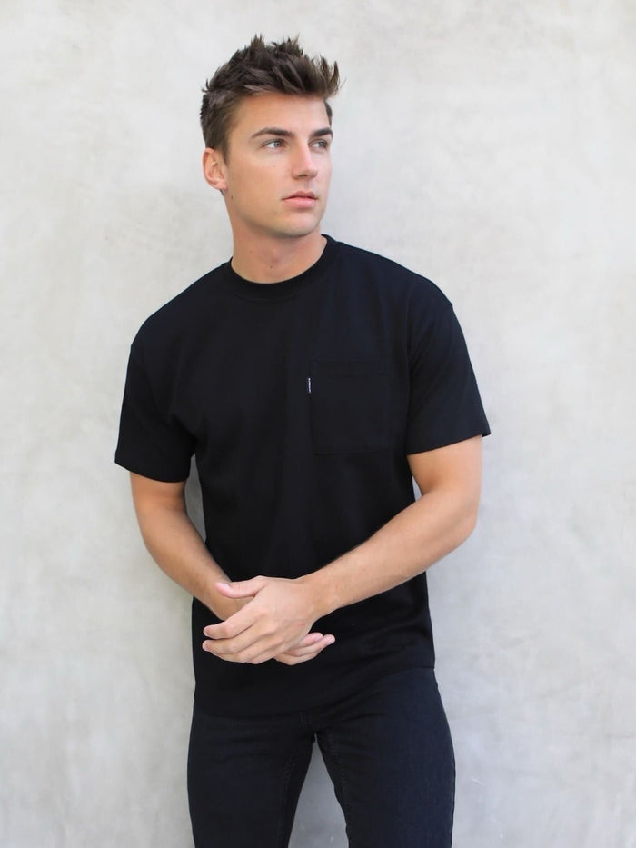 Relaxed Fit Pocket T-Shirt - Black