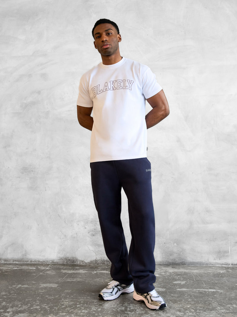Outline Varsity Relaxed T-Shirt - Weiß & Altburgund