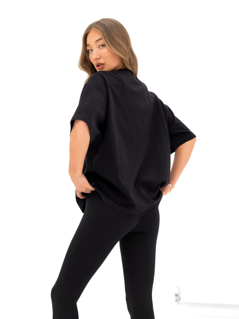 Studio Ultra Oversized T-Shirt - Tonales Schwarz