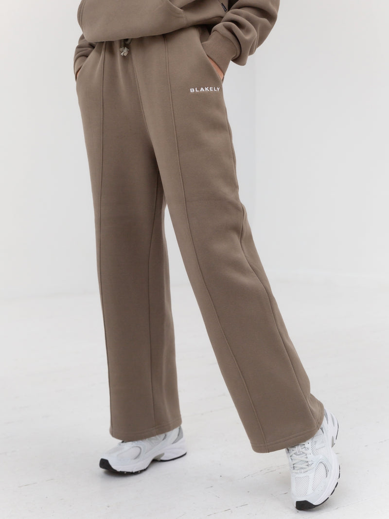 Everyday Wide Leg Sweatpants - Brown