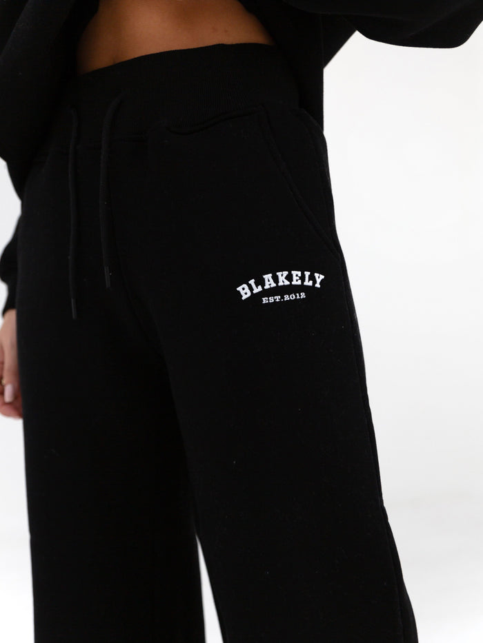 Blakely Clothing Women's Sweatpants  Free EU delivery over €99 – Blakely  Clothing EU