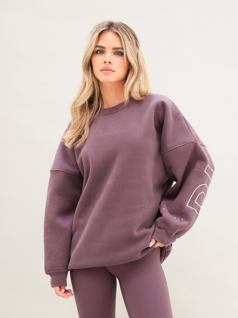 Embroidered Isabel Oversized Jumper - Gewaschene Pflaume