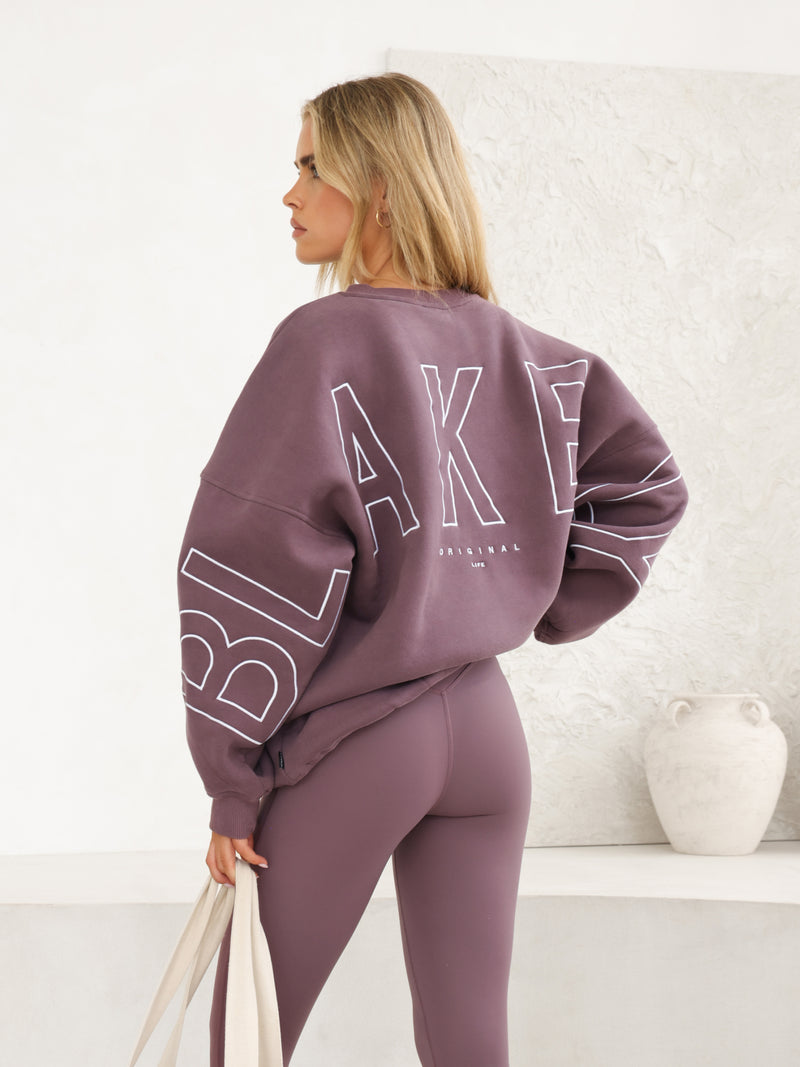 Embroidered Isabel Oversized Jumper - Gewaschene Pflaume