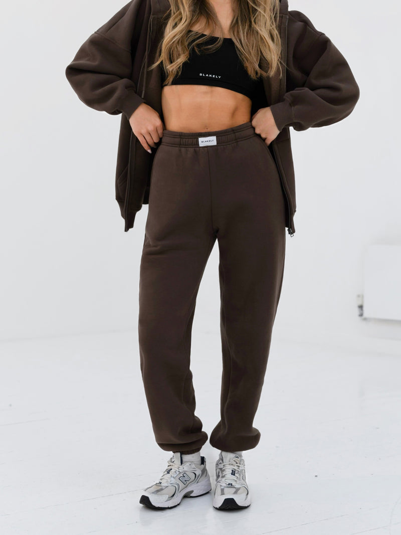 Label Hoodie & Sweatpants Set - Slate Brown