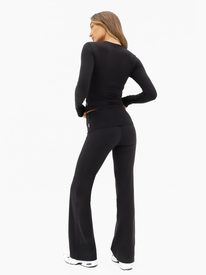 Ultimate Soft Lifestyle Flares – Schwarz