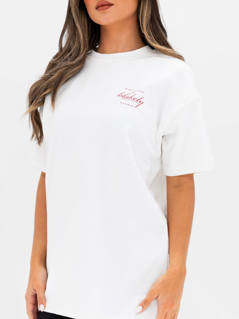Georgia Oversized Script T-Shirt - Flaches Weiß