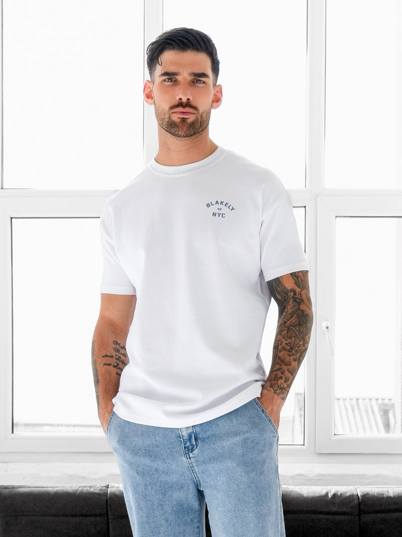 NYC Relaxed T-Shirt - Wit en bewolkt blauw