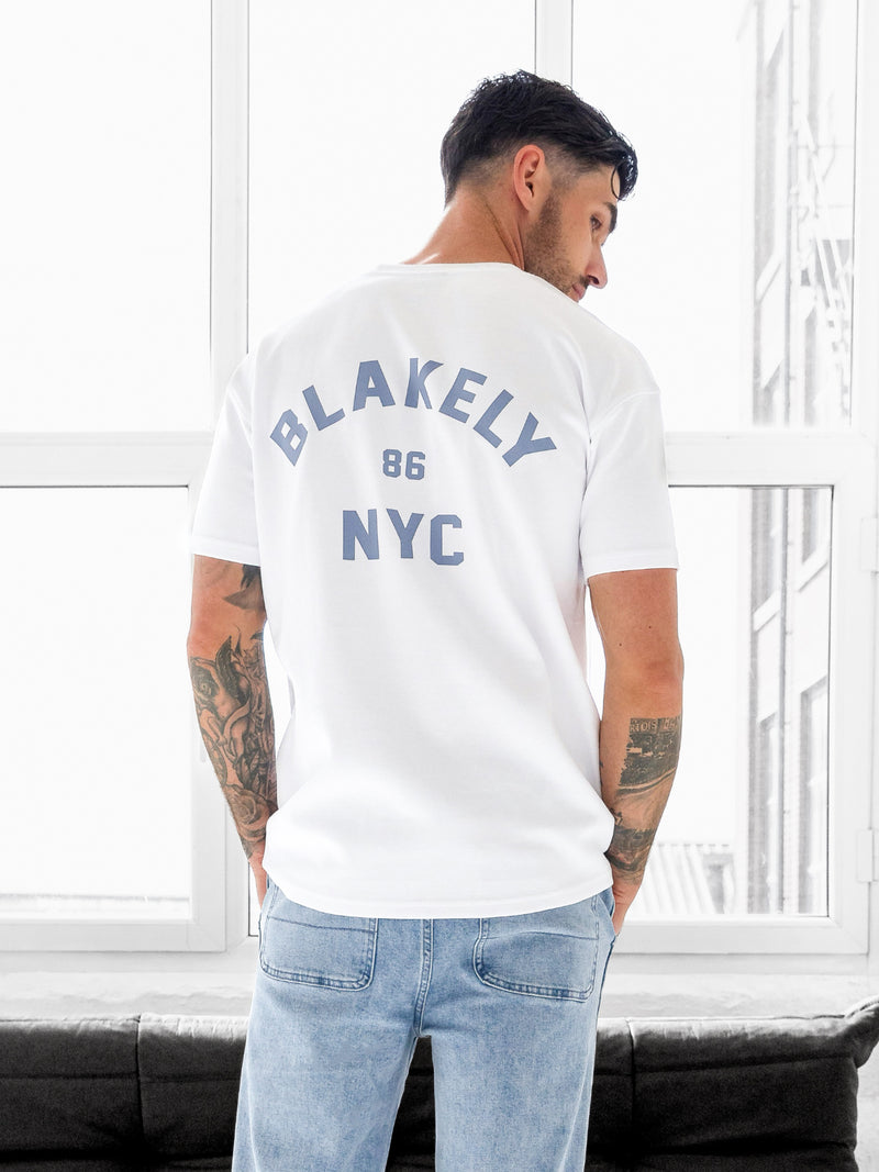 NYC Relaxed T-Shirt - Wit en bewolkt blauw