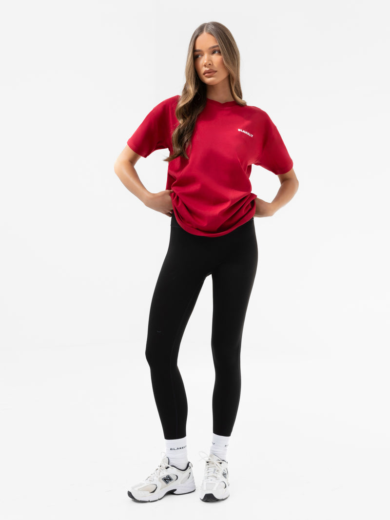 Sloane Ski Oversized T-Shirt - Cherry Red