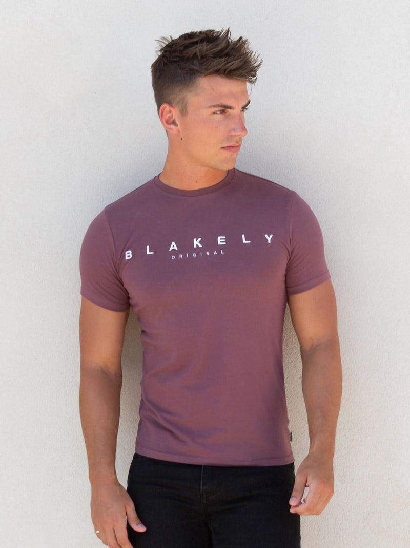 Colton T-Shirt - Burgundy