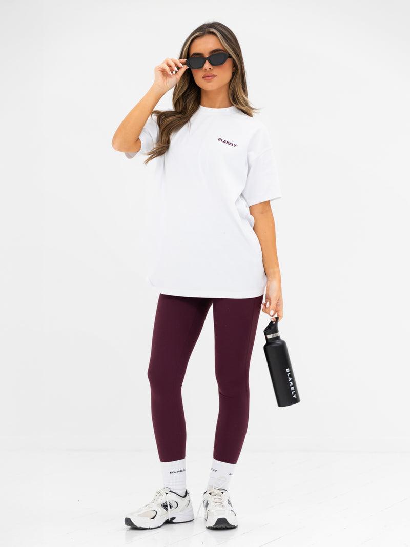 Isla Oversized T-Shirt - Weiß & Dunkelkirsche