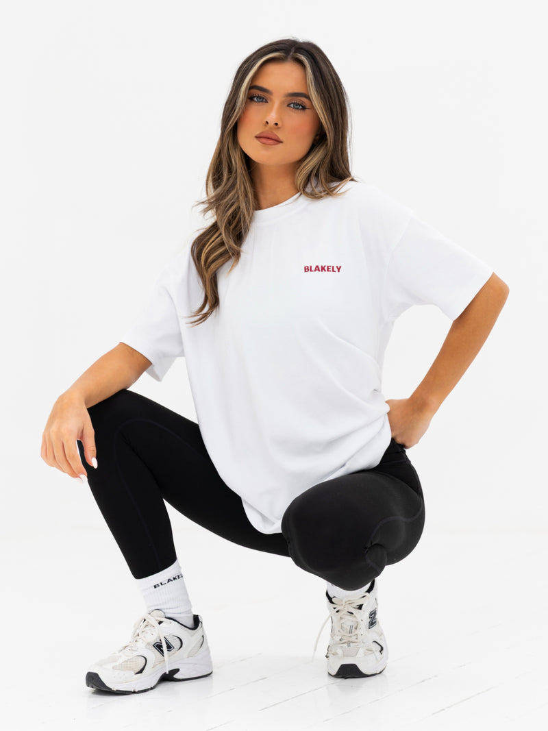 Isla Oversized T-Shirt - Weiß & Klassisches Rot