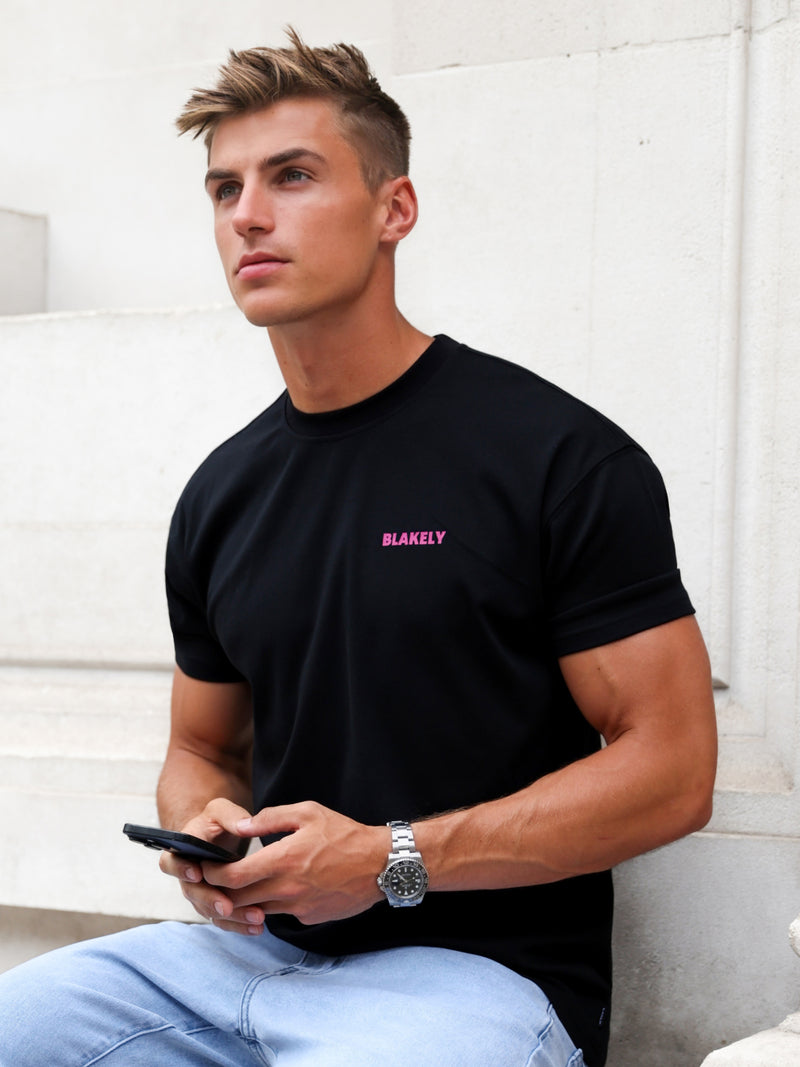 Arlo Relaxed T-Shirt - Black & Pink