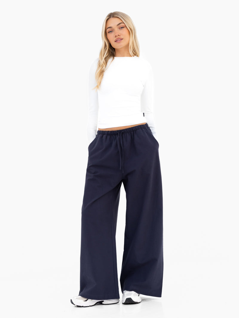 Maya Wide Leg Trousers - Echte Marine