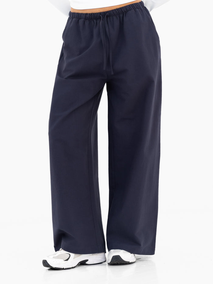Maya Wide Leg Trousers - Echte Marine