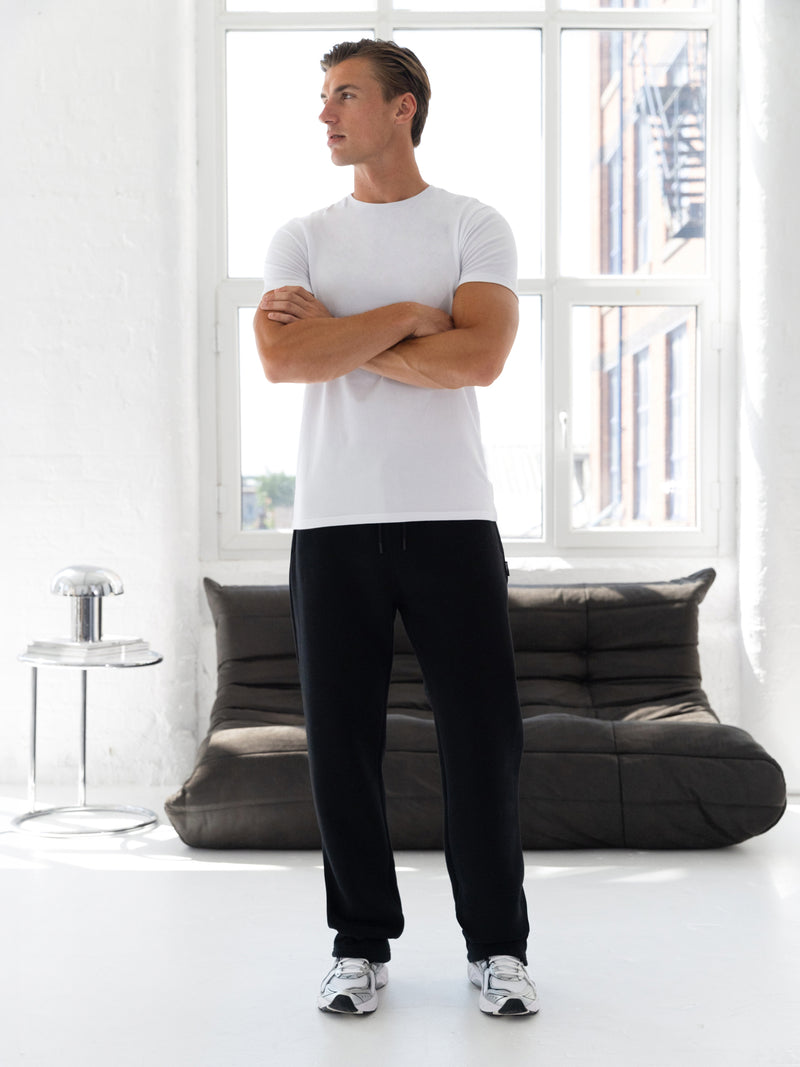 Blakely Straight Leg Sweatpants - Black