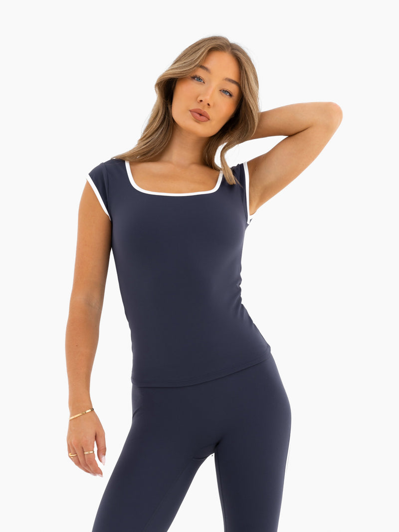 Ines Active Top - True Navy