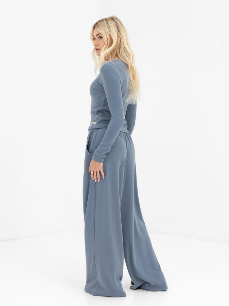 Ebony Button Up Cardigan - Stoffig blauw